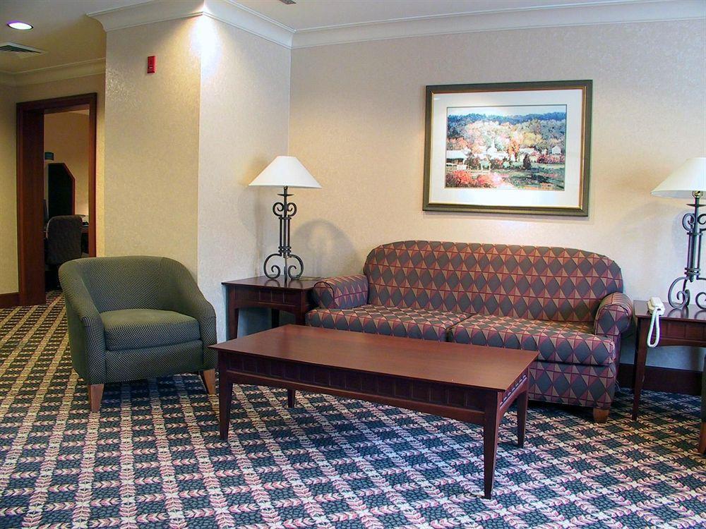 Staybridge Suites Corning By Ihg Экстерьер фото