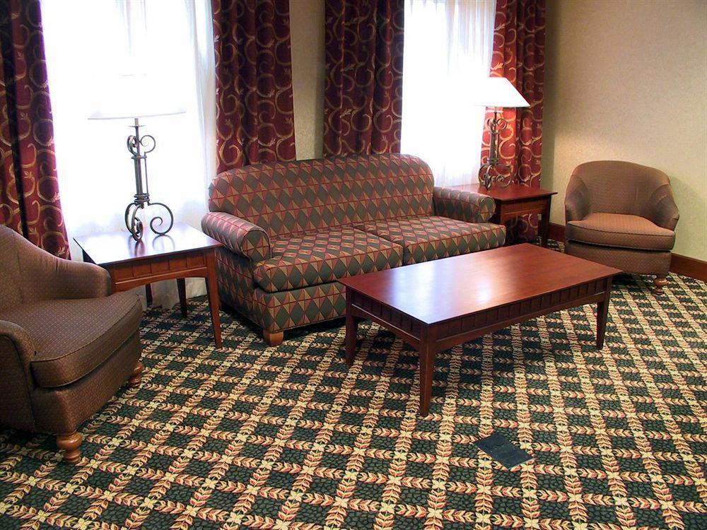 Staybridge Suites Corning By Ihg Экстерьер фото