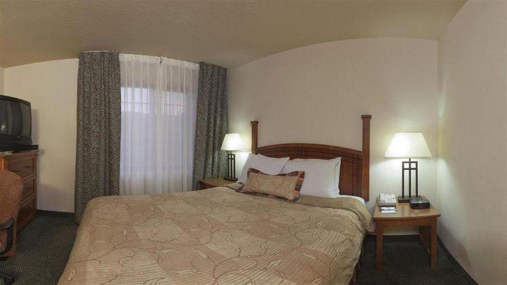 Staybridge Suites Corning By Ihg Экстерьер фото