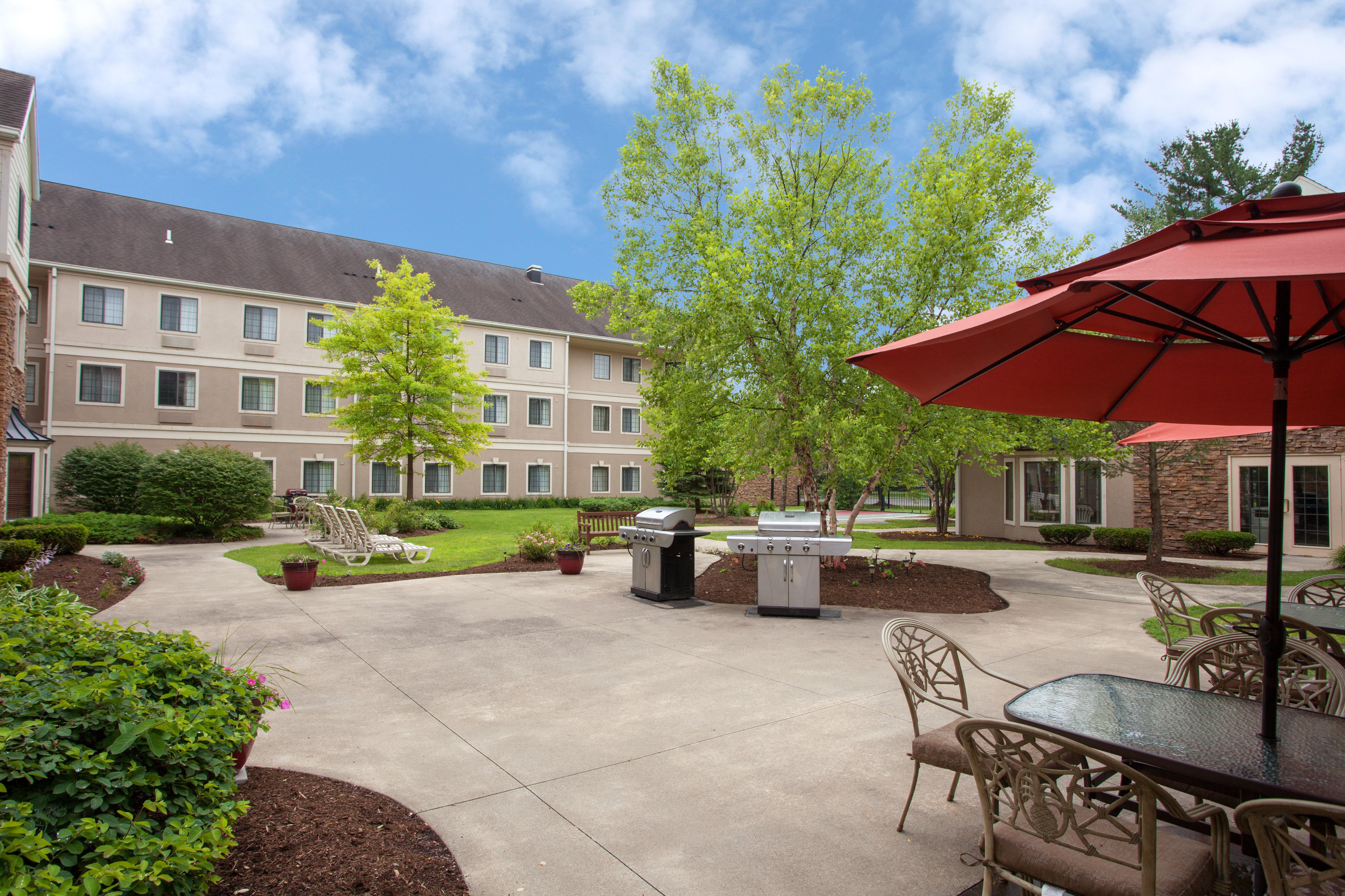 Staybridge Suites Corning By Ihg Экстерьер фото