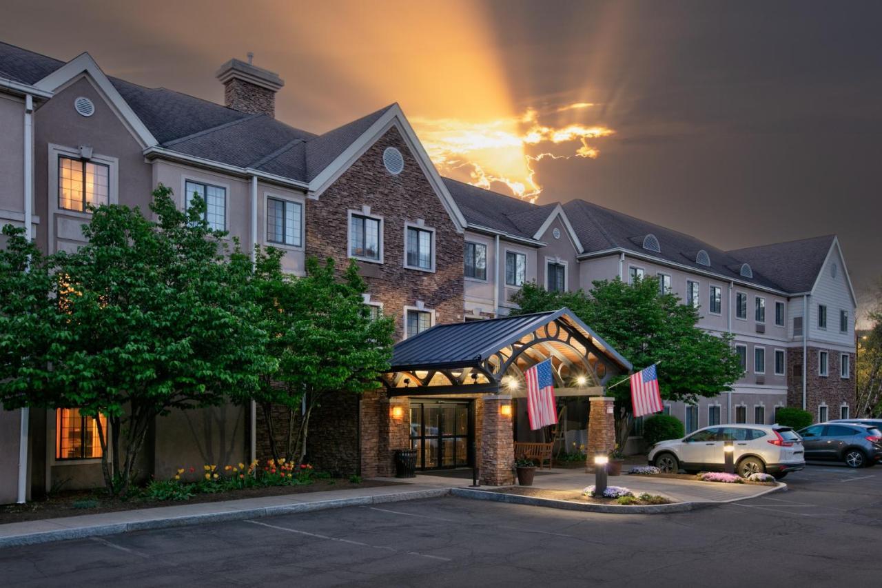 Staybridge Suites Corning By Ihg Экстерьер фото