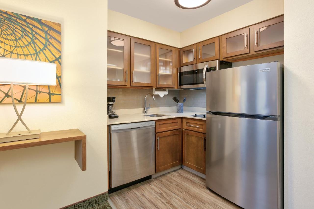 Staybridge Suites Corning By Ihg Экстерьер фото