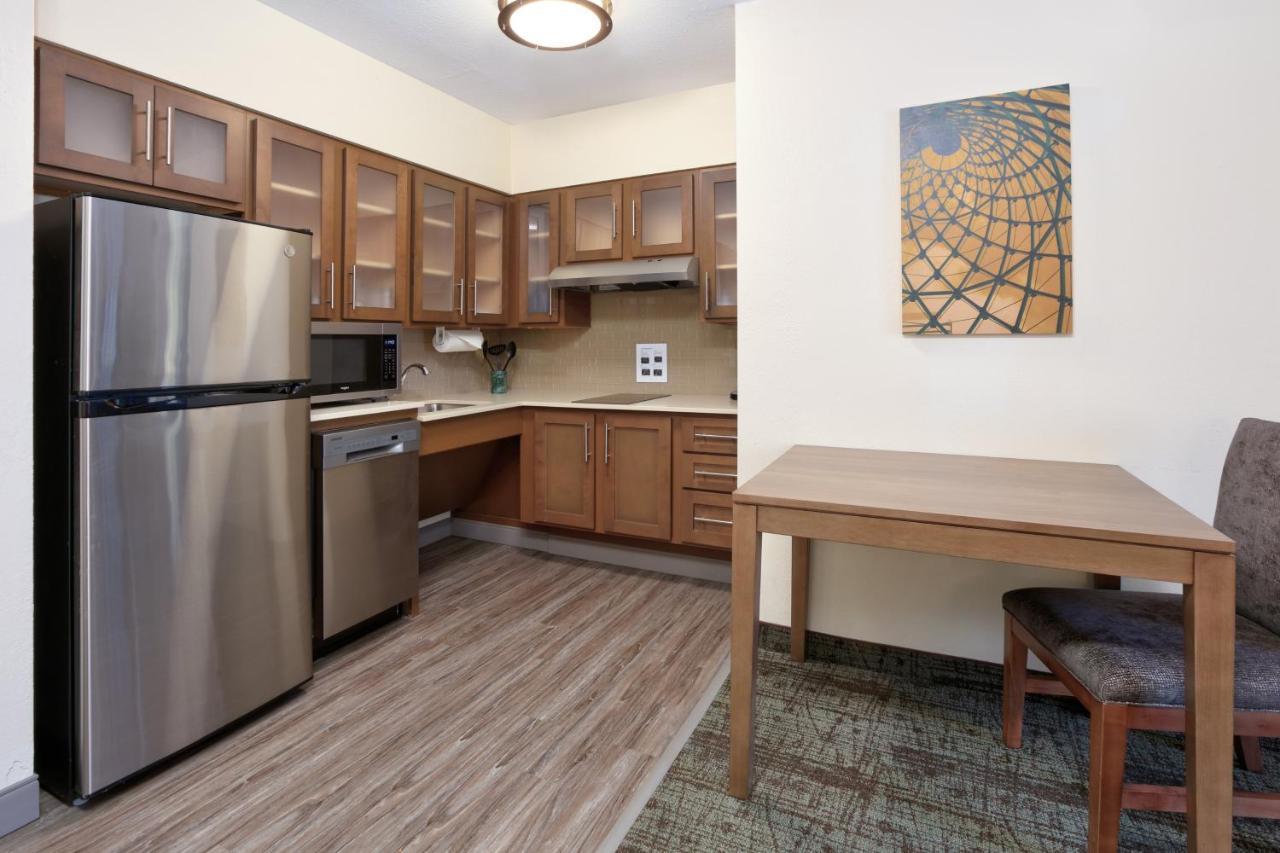 Staybridge Suites Corning By Ihg Экстерьер фото