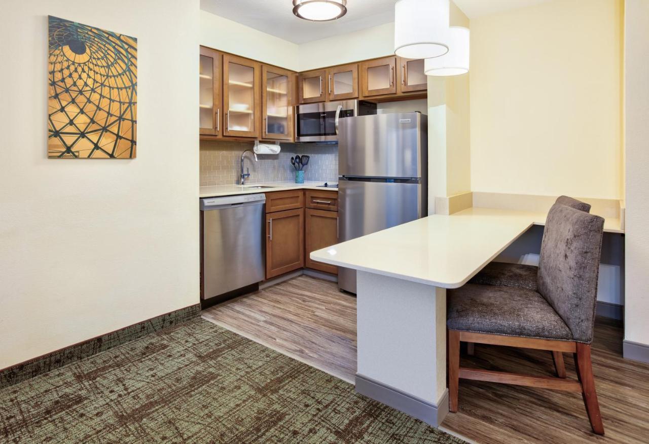 Staybridge Suites Corning By Ihg Экстерьер фото