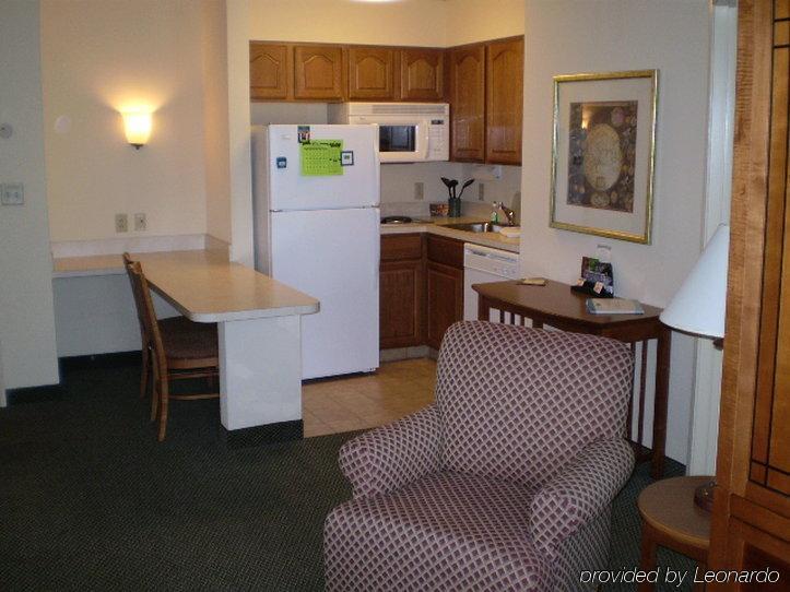 Staybridge Suites Corning By Ihg Номер фото